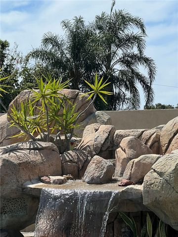 17267 Santa Isabel, Fountain Valley, CA 92708