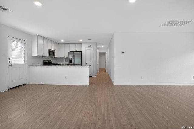 10230 Devon Wheel, San Antonio, TX 78254