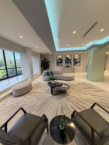 20335 W Country Club Dr 206, Aventura, FL 33180