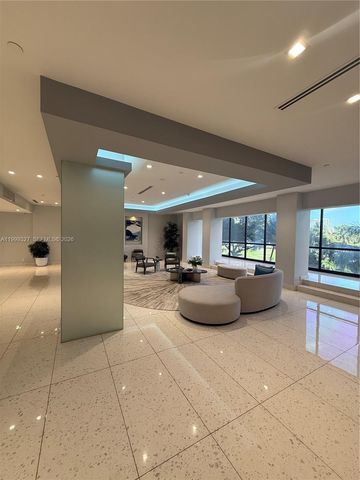 20335 W Country Club Dr 206, Aventura, FL 33180