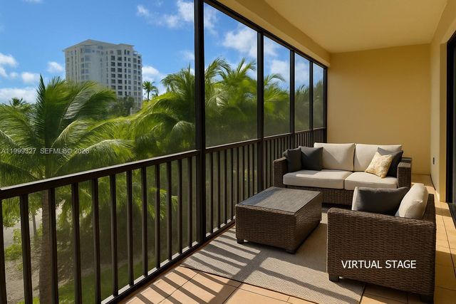 20335 W Country Club Dr 206, Aventura, FL 33180