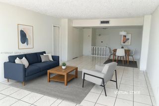 20335 W Country Club Dr 206, Aventura, FL 33180