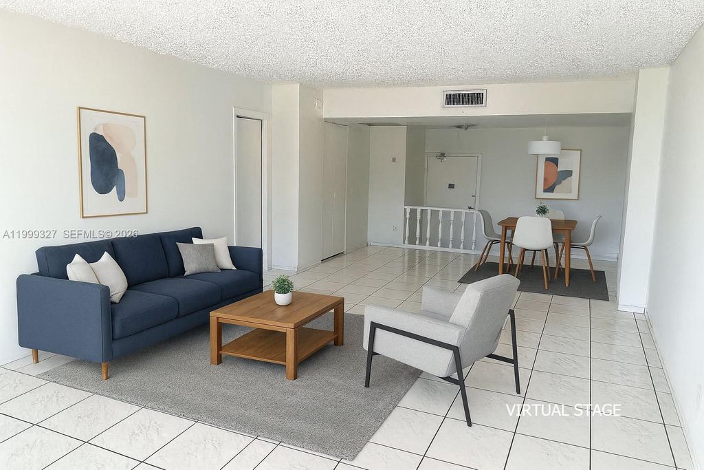 20335 W Country Club Dr 206, Aventura, FL 33180