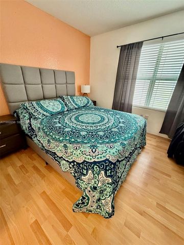 7326 Collins Ave 105, Miami Beach, FL 33141