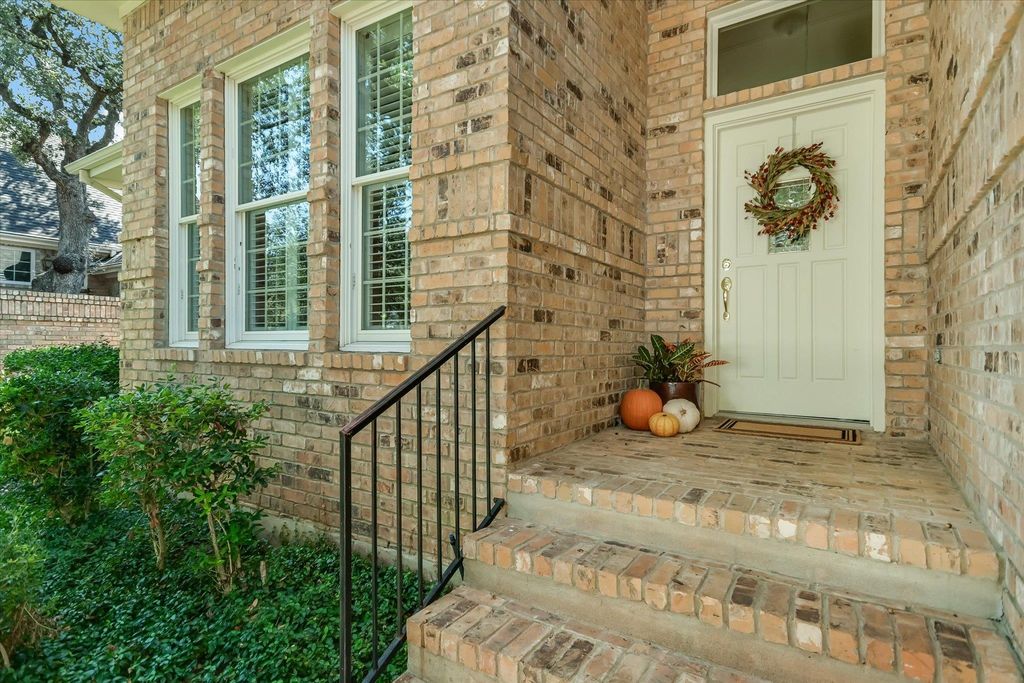 3913 Myrick DR, Austin, TX 78731