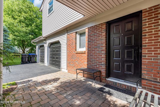 9 Colt Court, East Brunswick, NJ 08816