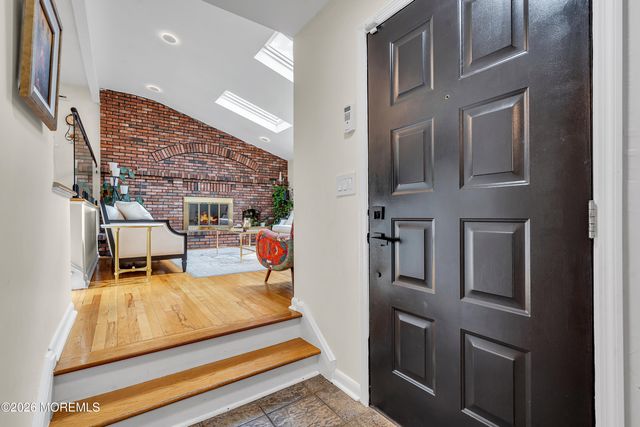 9 Colt Court, East Brunswick, NJ 08816