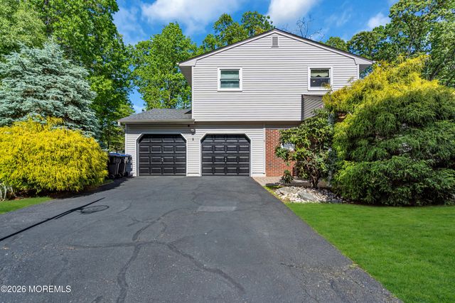 9 Colt Court, East Brunswick, NJ 08816