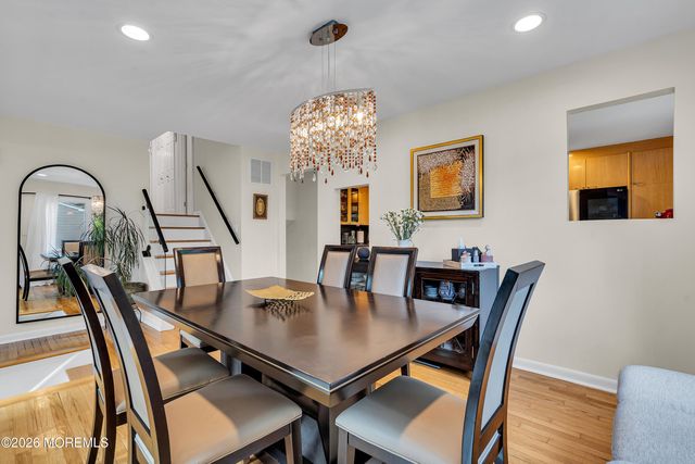 9 Colt Court, East Brunswick, NJ 08816