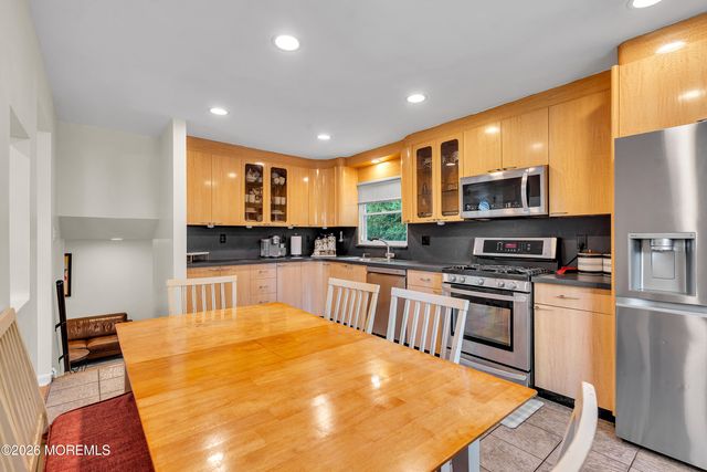 9 Colt Court, East Brunswick, NJ 08816