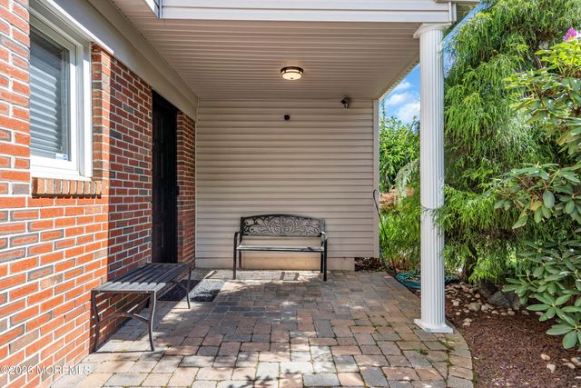 9 Colt Court, East Brunswick, NJ 08816