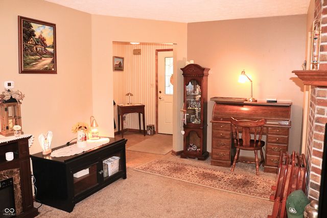 1109 B W Market Street, Crawfordsville, IN 47933