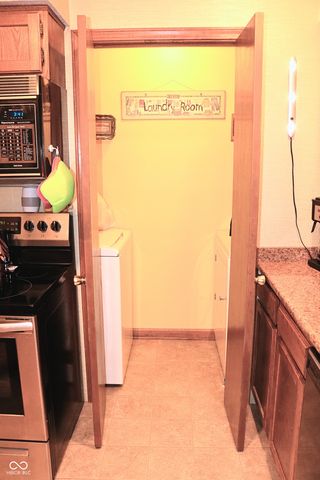 1109 B W Market Street, Crawfordsville, IN 47933