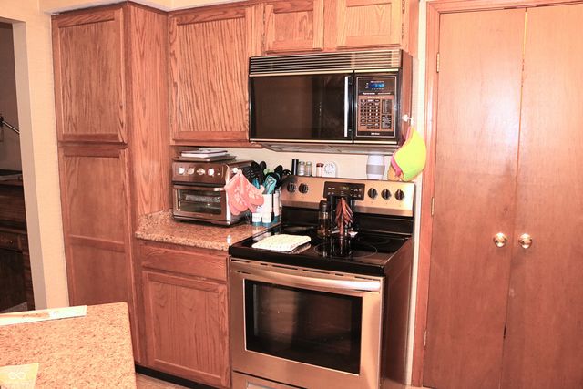 1109 B W Market Street, Crawfordsville, IN 47933
