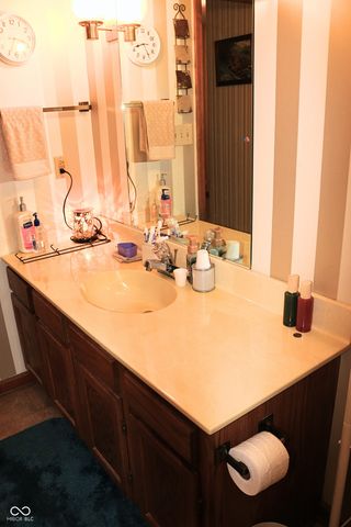 1109 B W Market Street, Crawfordsville, IN 47933