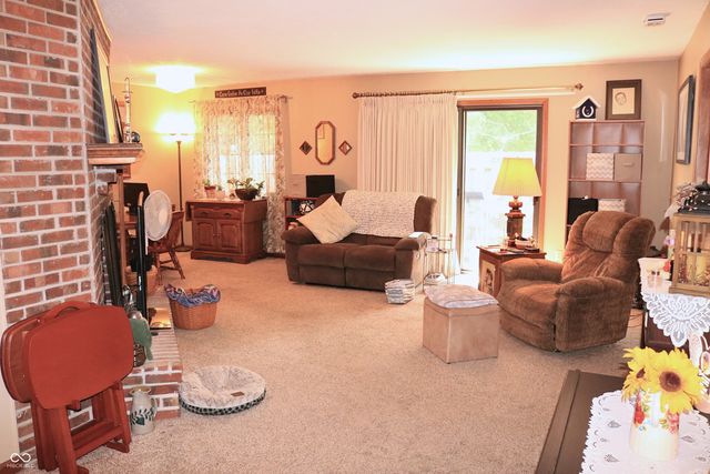 1109 B W Market Street, Crawfordsville, IN 47933