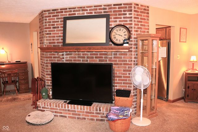 1109 B W Market Street, Crawfordsville, IN 47933