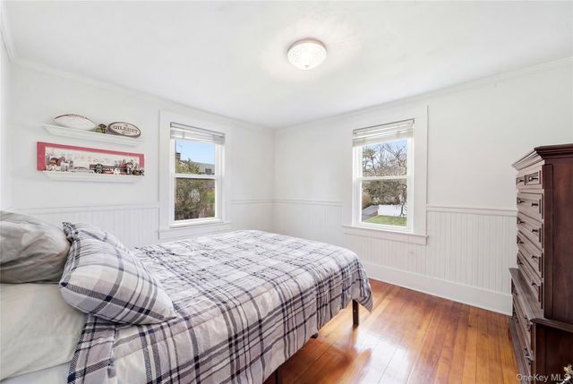 1 & 2 Finnin Place, Bayville, NY 11709