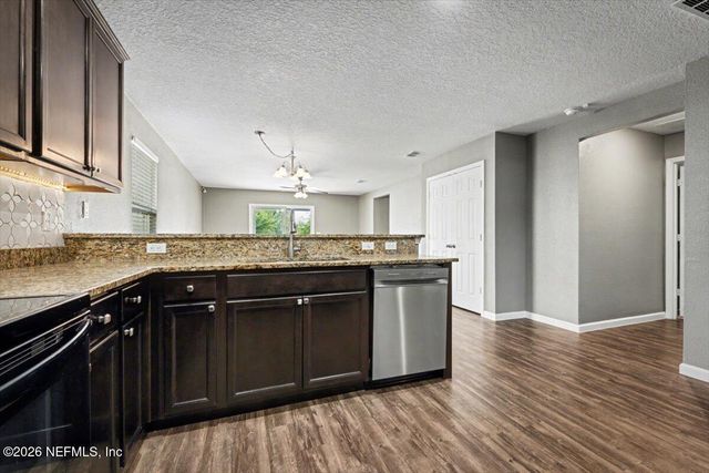 77703 LUMBER CREEK Boulevard, Yulee, FL 32097