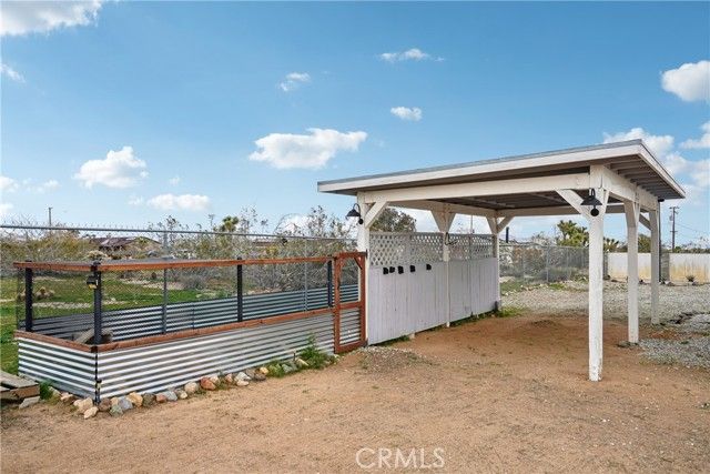 3872 Balsa Avenue, Yucca Valley, CA 92284