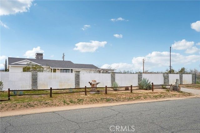 3872 Balsa Avenue, Yucca Valley, CA 92284