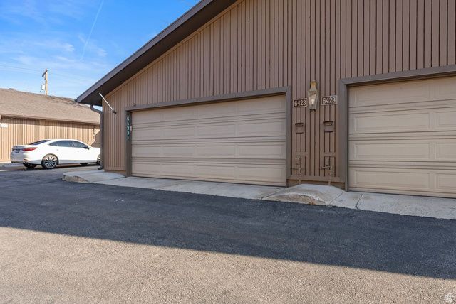 6423 S 1680 E, Salt Lake City, UT 84121
