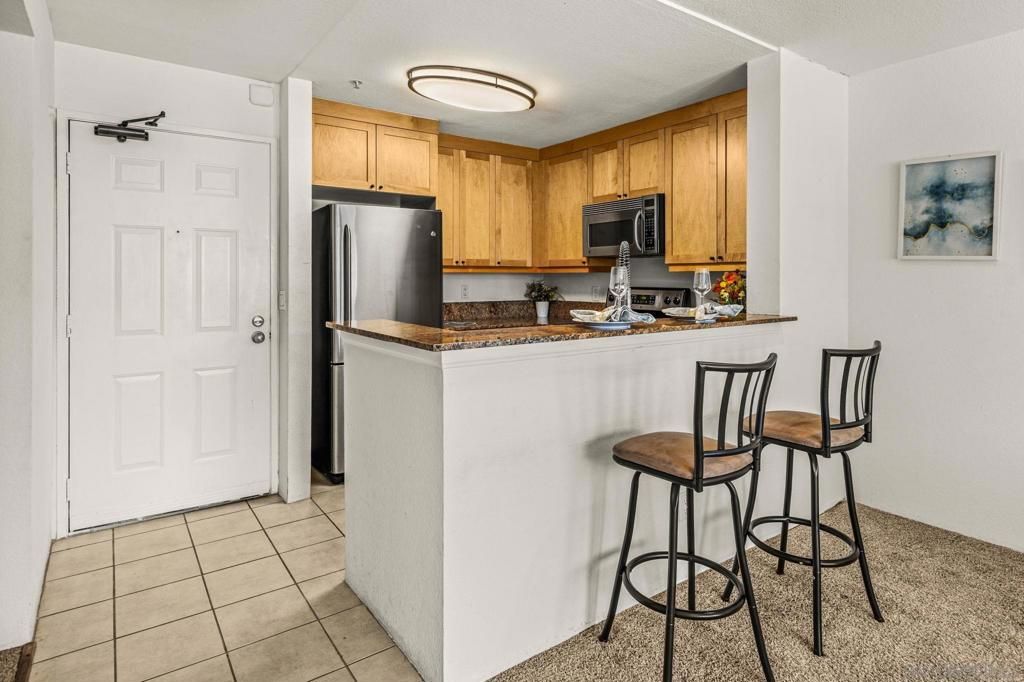 8889 Caminito Plaza Centro 7225, San Diego, CA 92122 — photo 2