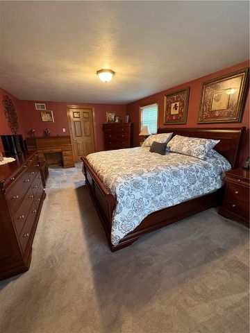 216 Woodridge Dr, Scott Twp, PA 15106