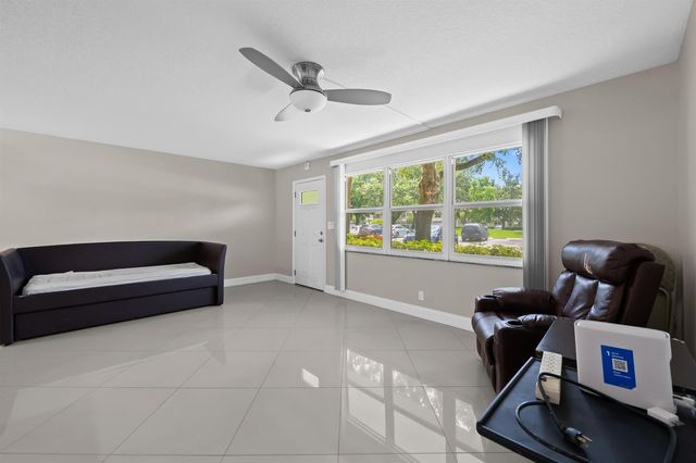 2503 Antigua Terrace E1, Coconut Creek, FL 33066