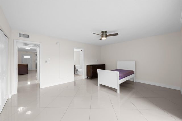 2503 Antigua Terrace E1, Coconut Creek, FL 33066
