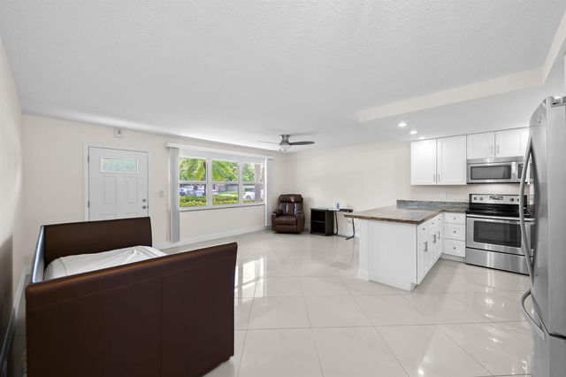 2503 Antigua Terrace E1, Coconut Creek, FL 33066