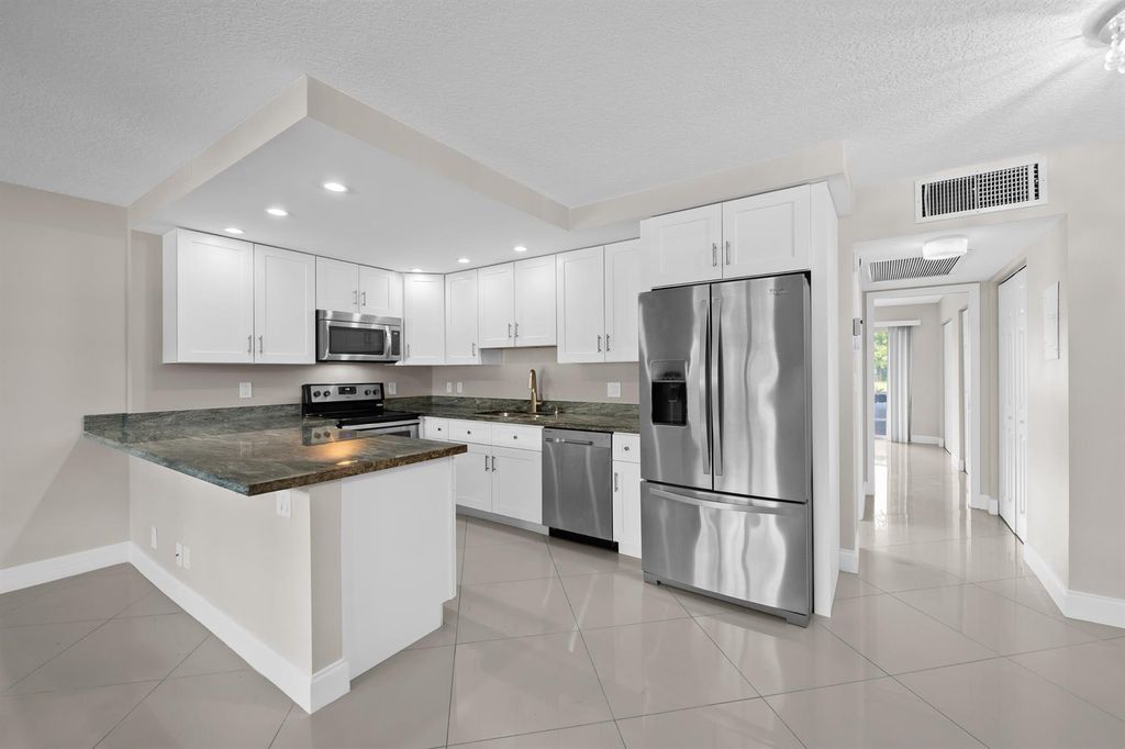 2503 Antigua Terrace E1, Coconut Creek, FL 33066