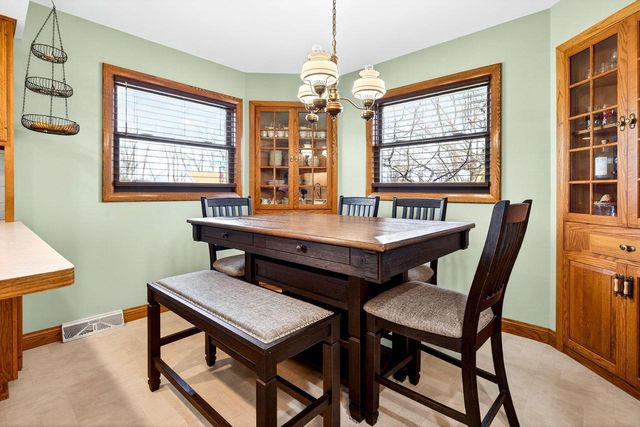 203 E Peckham STREET, Neenah, WI 54956