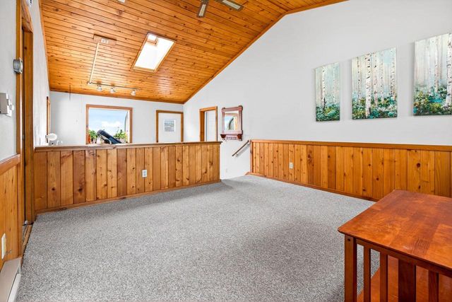 203 E Peckham STREET, Neenah, WI 54956
