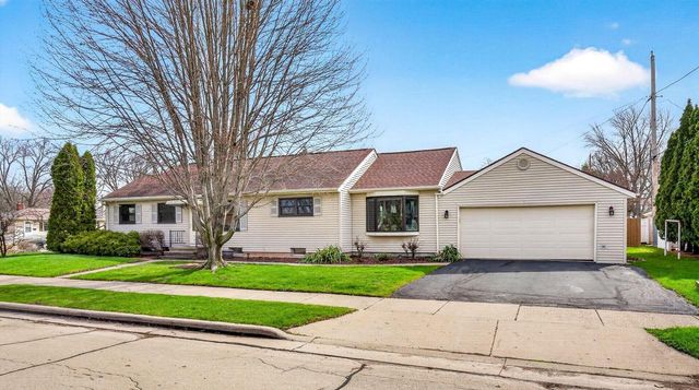 203 E Peckham STREET, Neenah, WI 54956