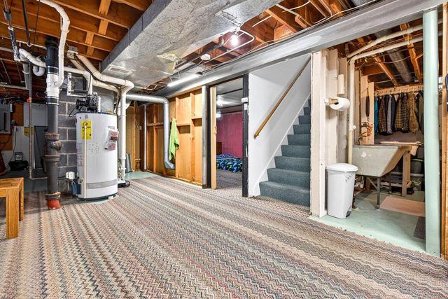 203 E Peckham STREET, Neenah, WI 54956