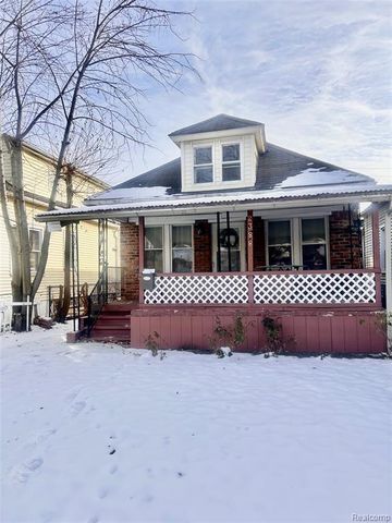 2388 Zinow Street, Hamtramck, MI 48212