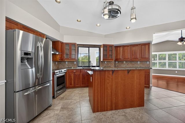 12661 Strathmore LOOP, Fort Myers, FL 33912