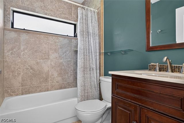 12661 Strathmore LOOP, Fort Myers, FL 33912