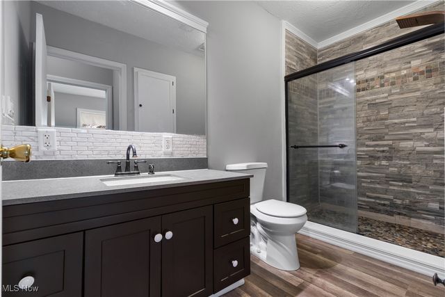 1821 Myersville Road, Akron, OH 44312