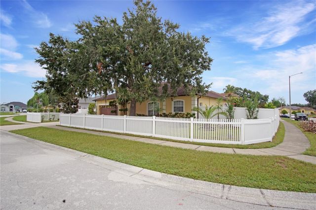 413 MARLBERRY LEAF AVENUE, Kissimmee, FL 34758