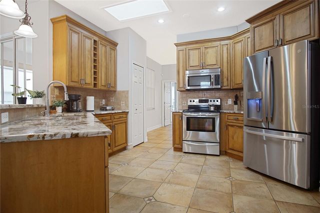 413 MARLBERRY LEAF AVENUE, Kissimmee, FL 34758