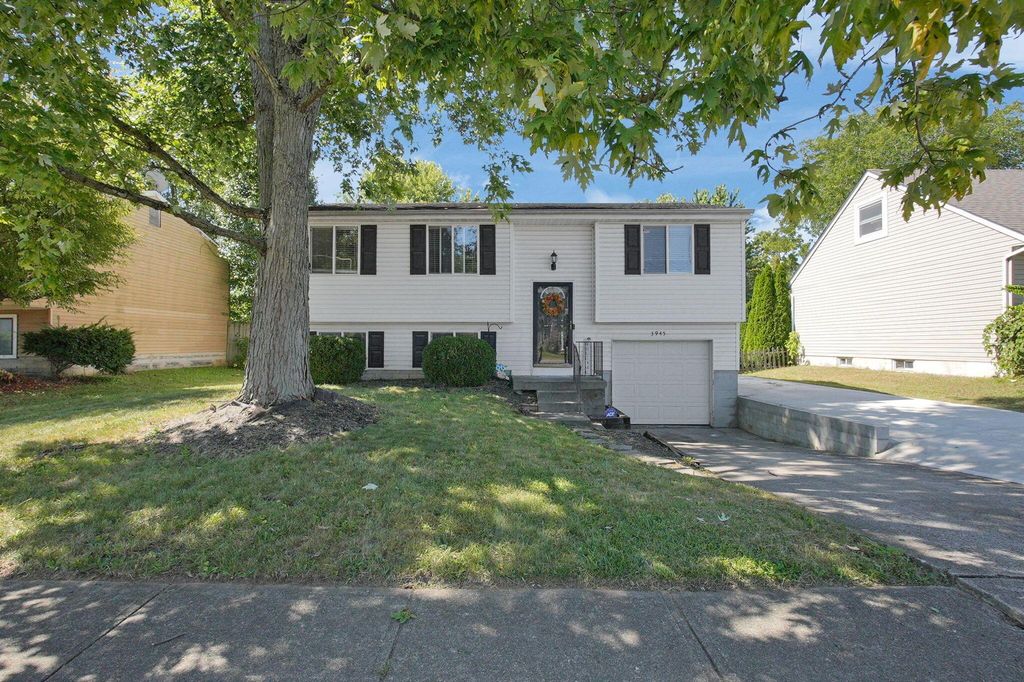 3945 Three Rivers Drive, Groveport, OH 43125