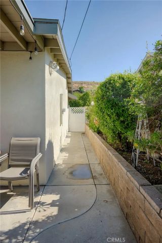 19802 Steinway, Canyon Country, CA 91351