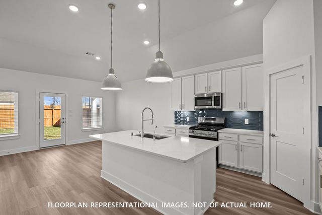 16823 Zavala Way, Montgomery, TX 77316