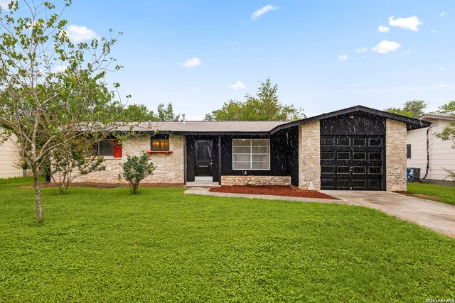 5230 SWANN LN, San Antonio, TX 78219