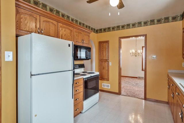 610 S Main Street, Jefferson, WI 53549