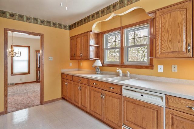 610 S Main Street, Jefferson, WI 53549