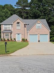 2612 Buccanneers Cove, Decatur, GA 30035