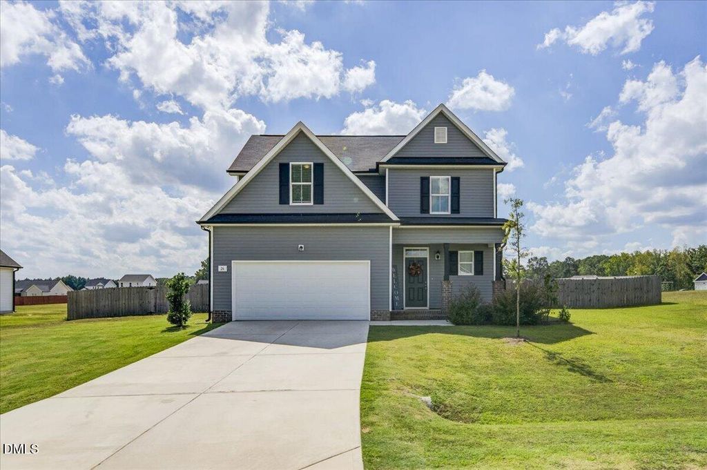 26 Greenhouse Street, Zebulon, NC 27597